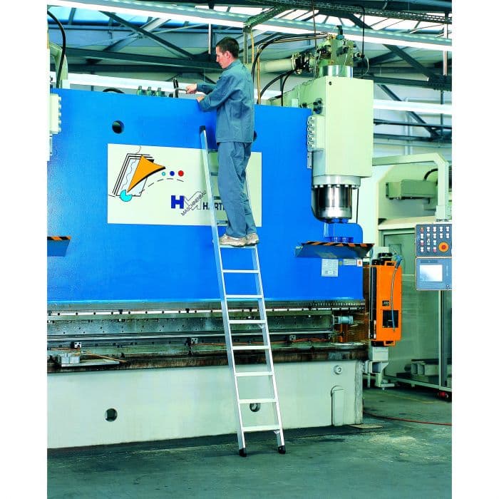 Лестница приставная Zarges Seventec L 8 ступеней 40378